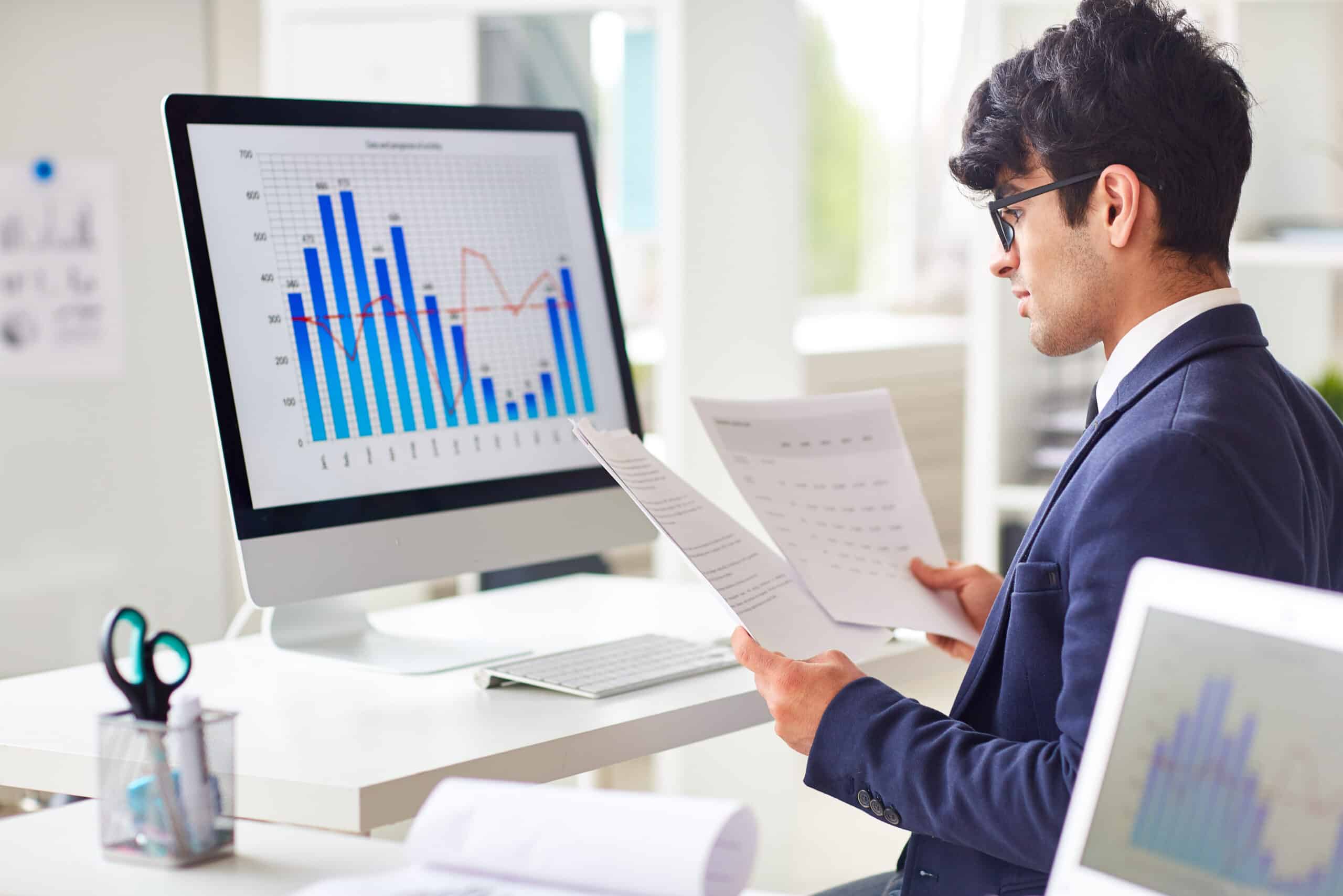 Businessman researching "what is data analysis?"